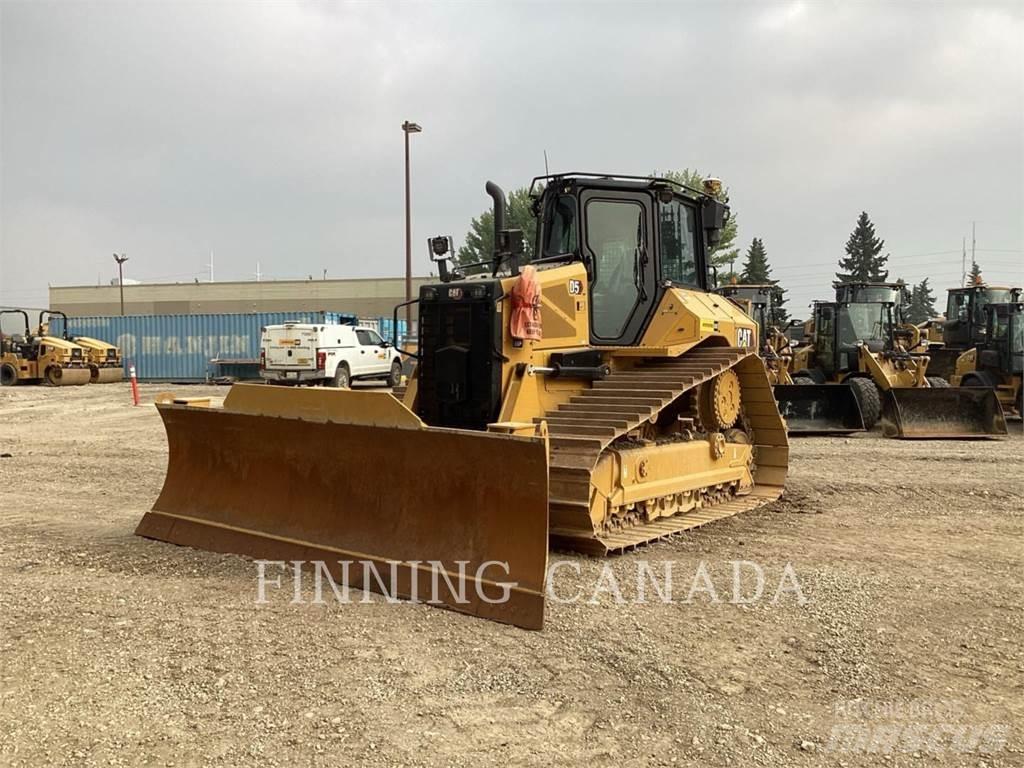 CAT D5-17 Rupsdozers