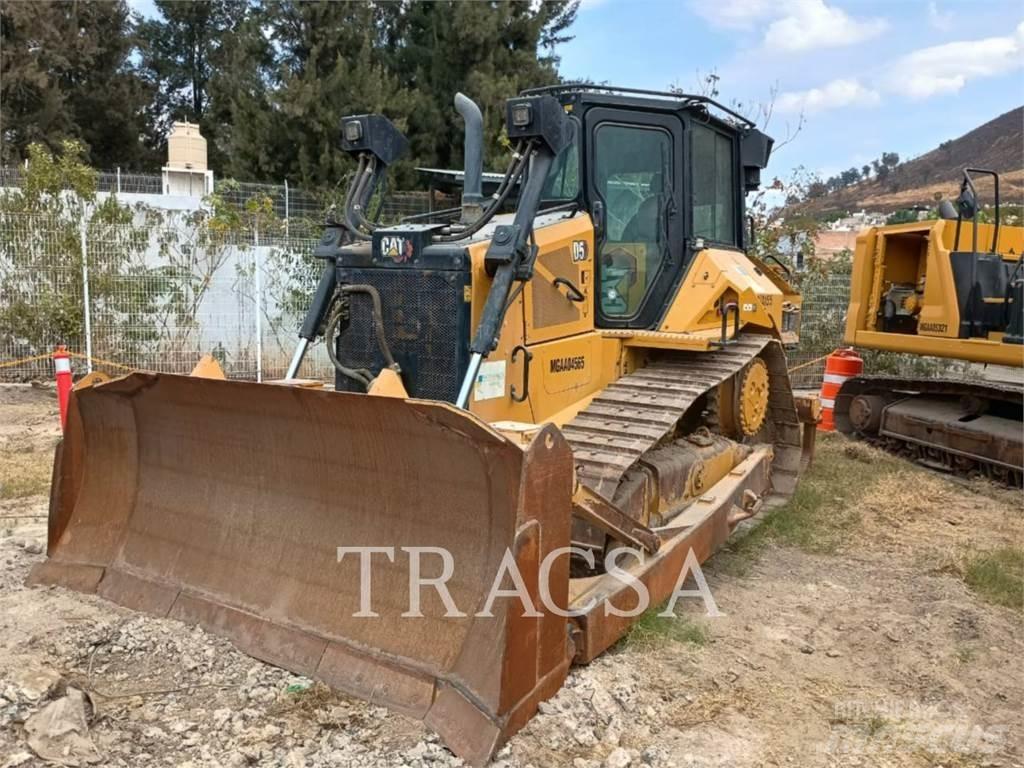 CAT D5-17 Rupsdozers