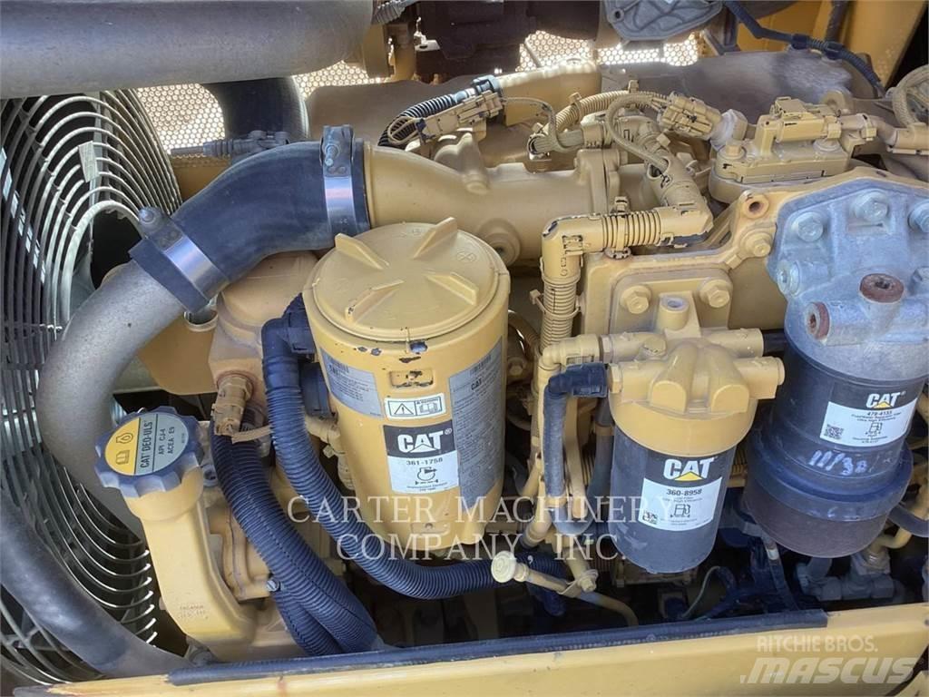 CAT D5K2LGP Rupsdozers
