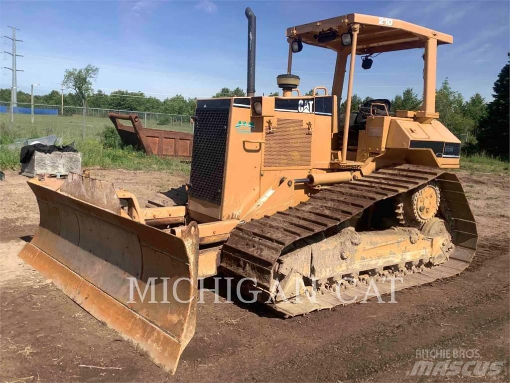 CAT D5ML Rupsdozers