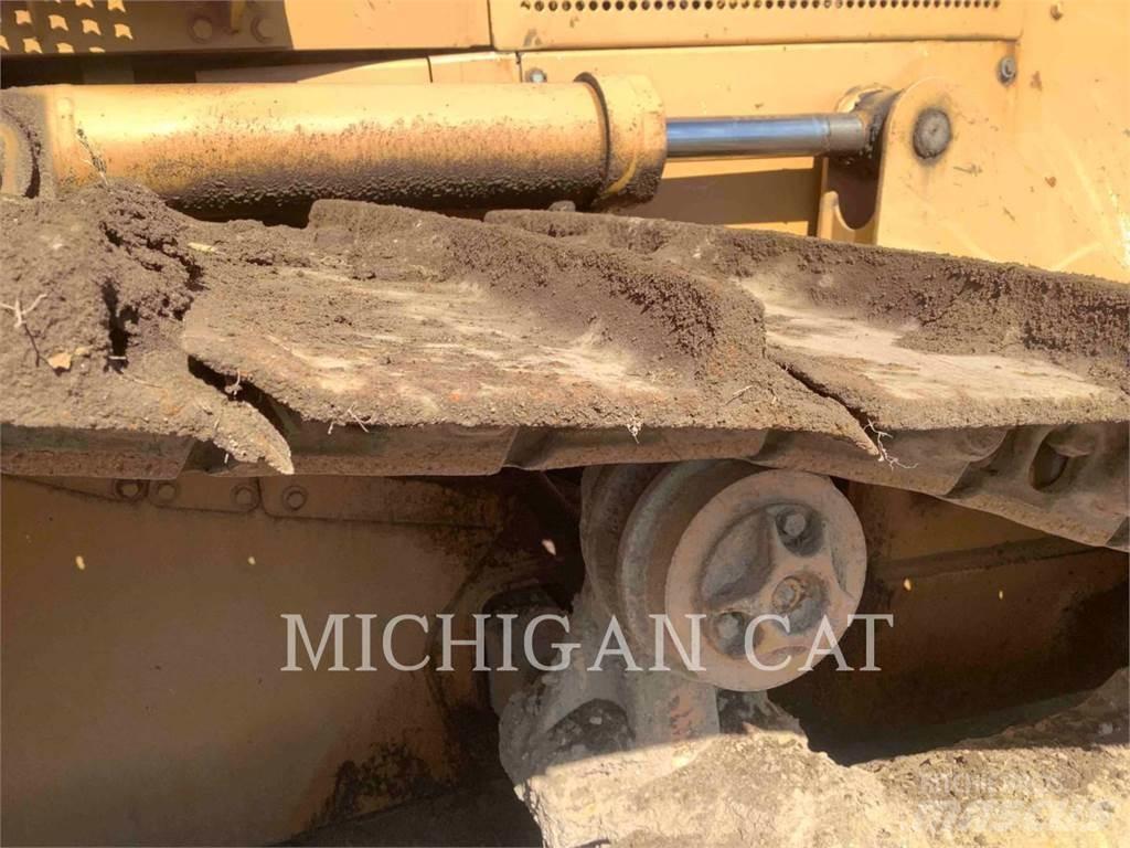 CAT D5ML Rupsdozers