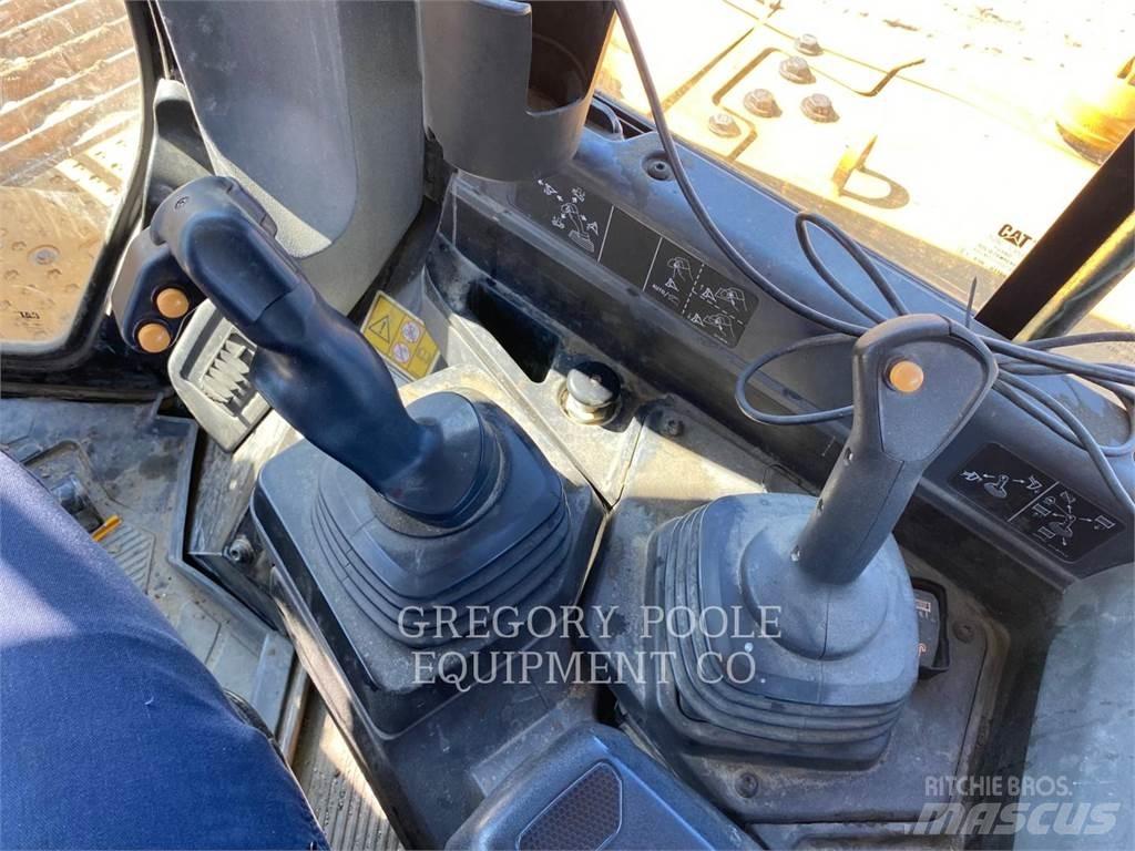 CAT D6-20 Rupsdozers