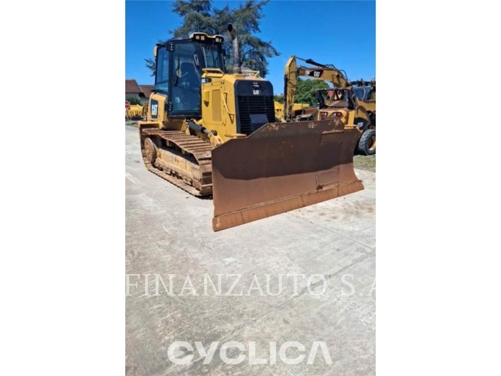 CAT D6K Rupsdozers