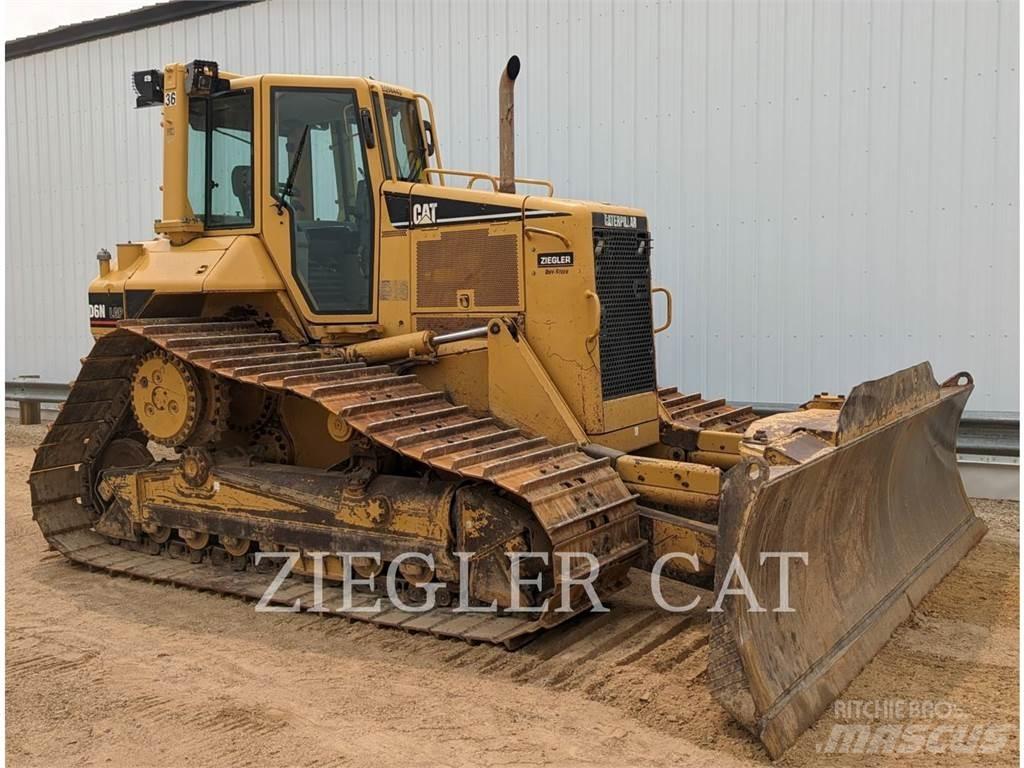 CAT D6N Rupsdozers