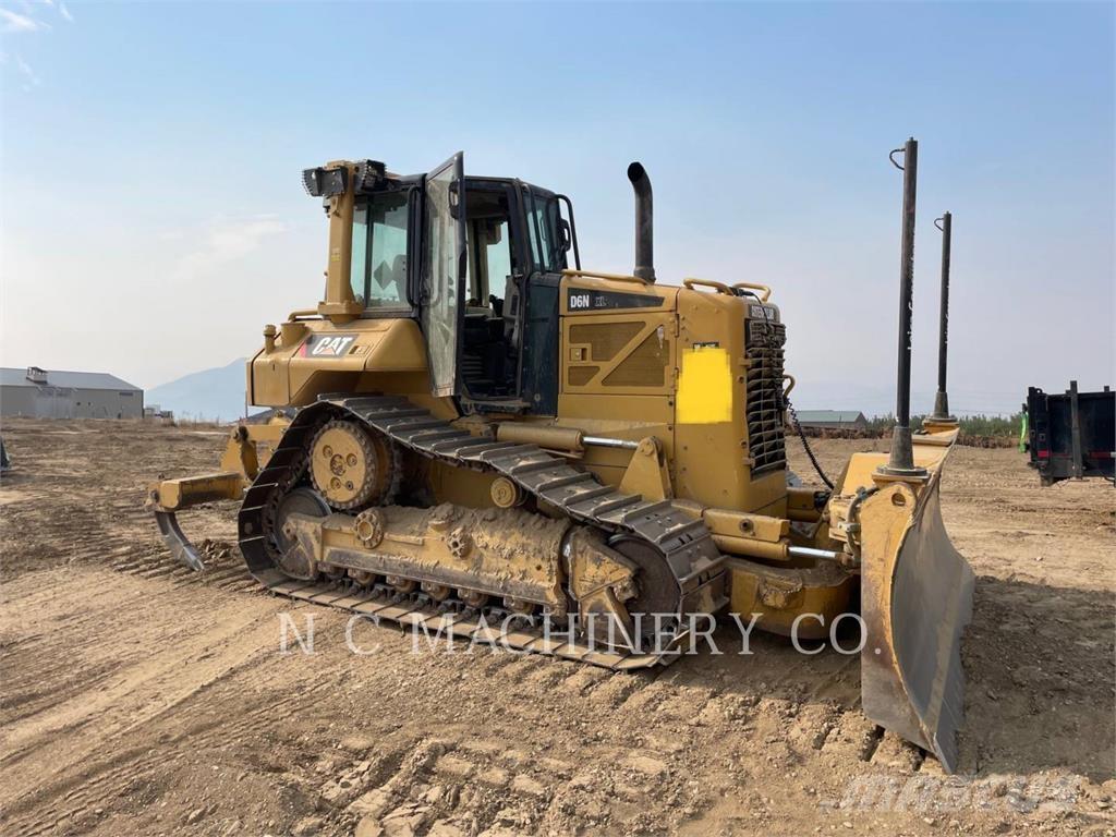 CAT D6N Rupsdozers