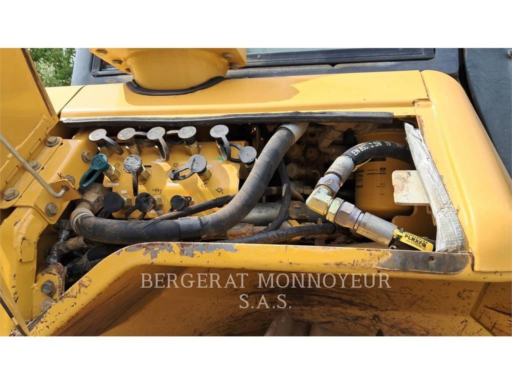 CAT D6NXL Rupsdozers