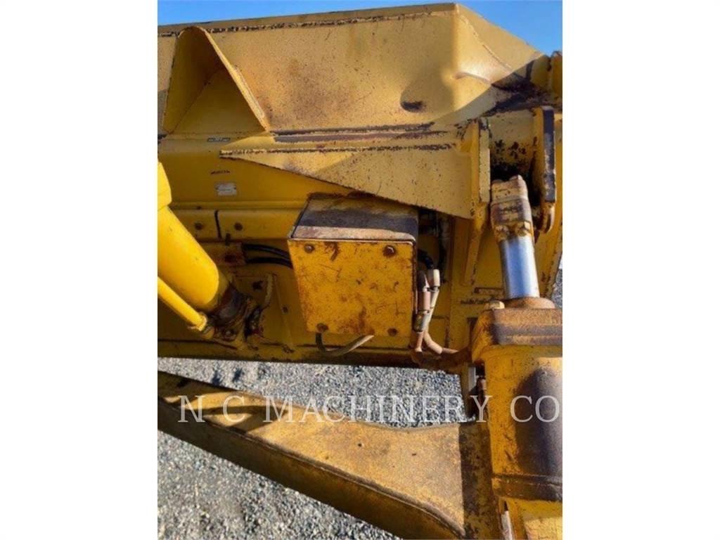 CAT D6T Rupsdozers