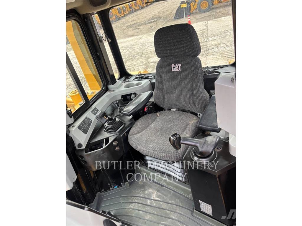 CAT D6T Rupsdozers