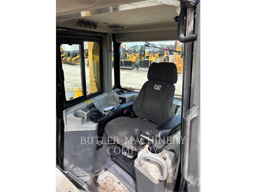 CAT D6T Rupsdozers
