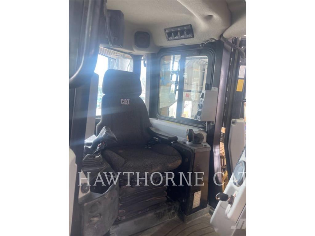 CAT D6T SL Rupsdozers