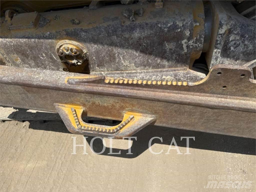 CAT D7 Rupsdozers