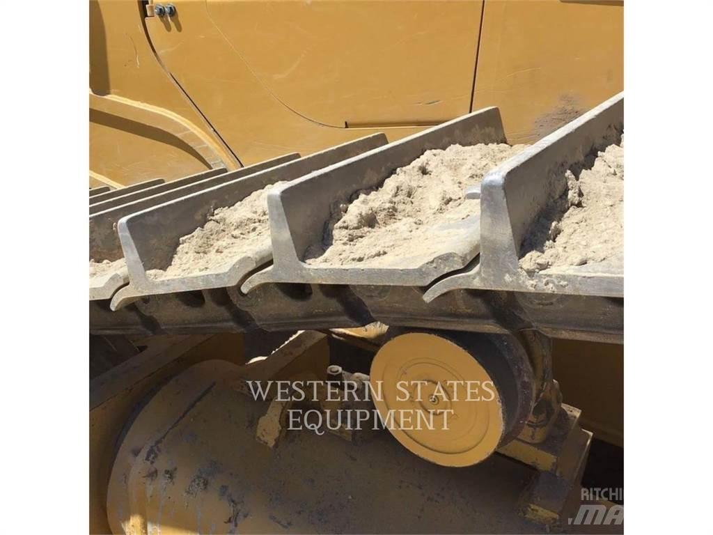 CAT D7 Rupsdozers