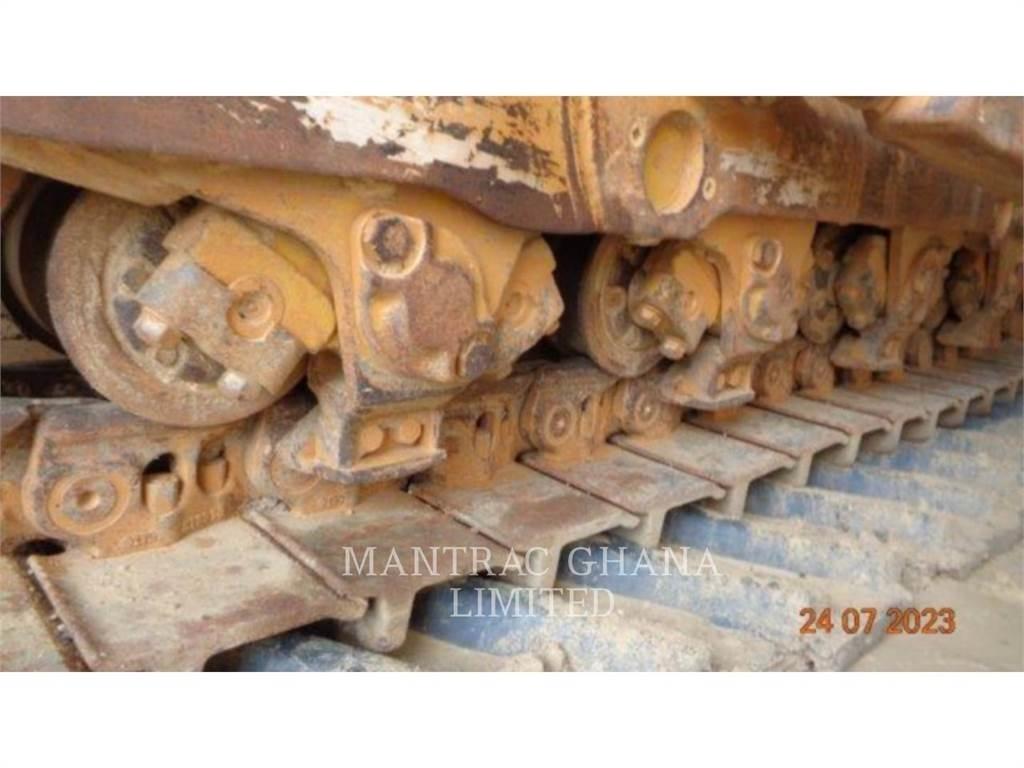 CAT D8R Rupsdozers