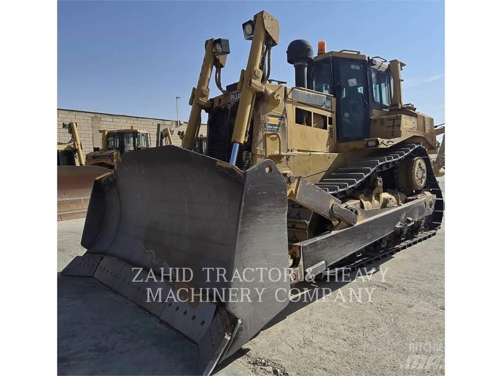 CAT D8R Rupsdozers