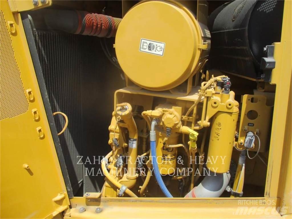 CAT D8T Rupsdozers