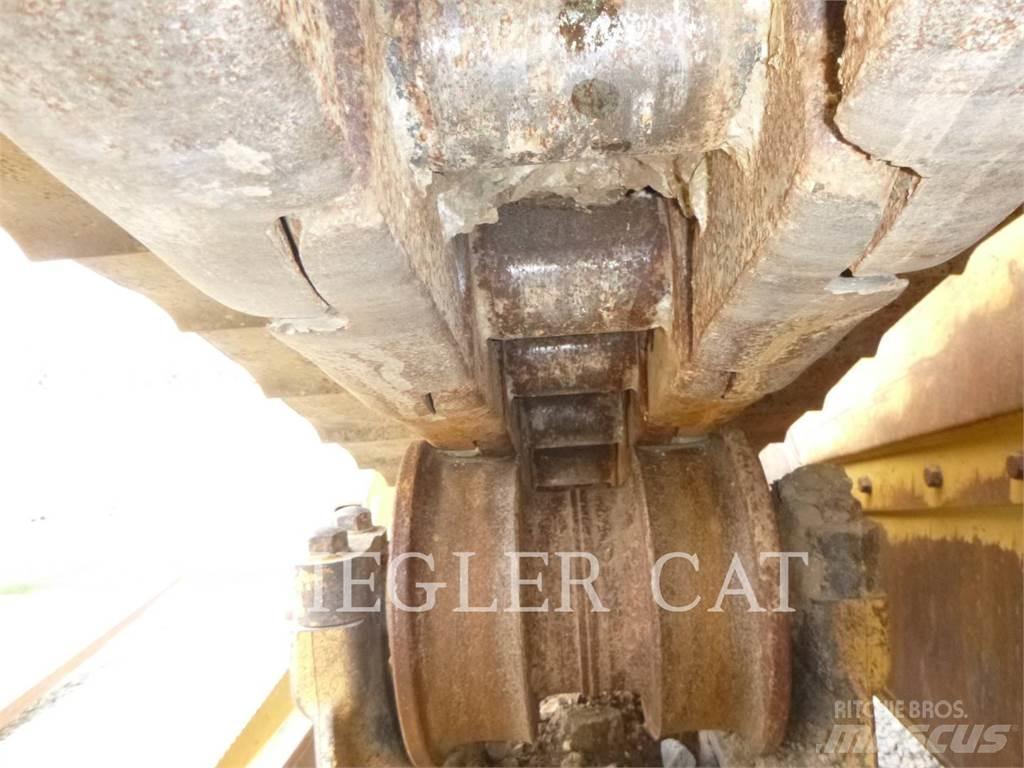 CAT D8T Rupsdozers