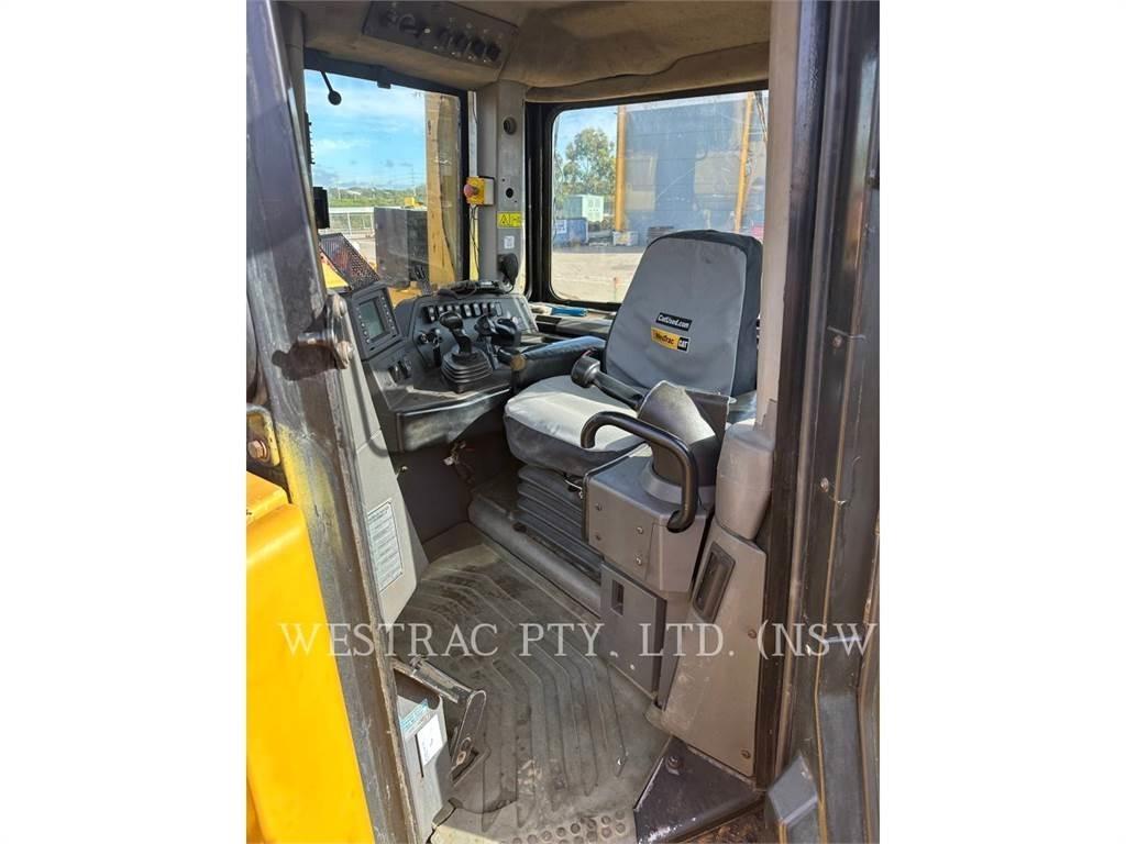 CAT D8T Rupsdozers