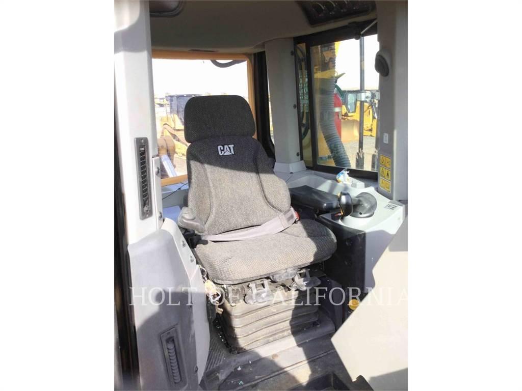 CAT D8T Rupsdozers