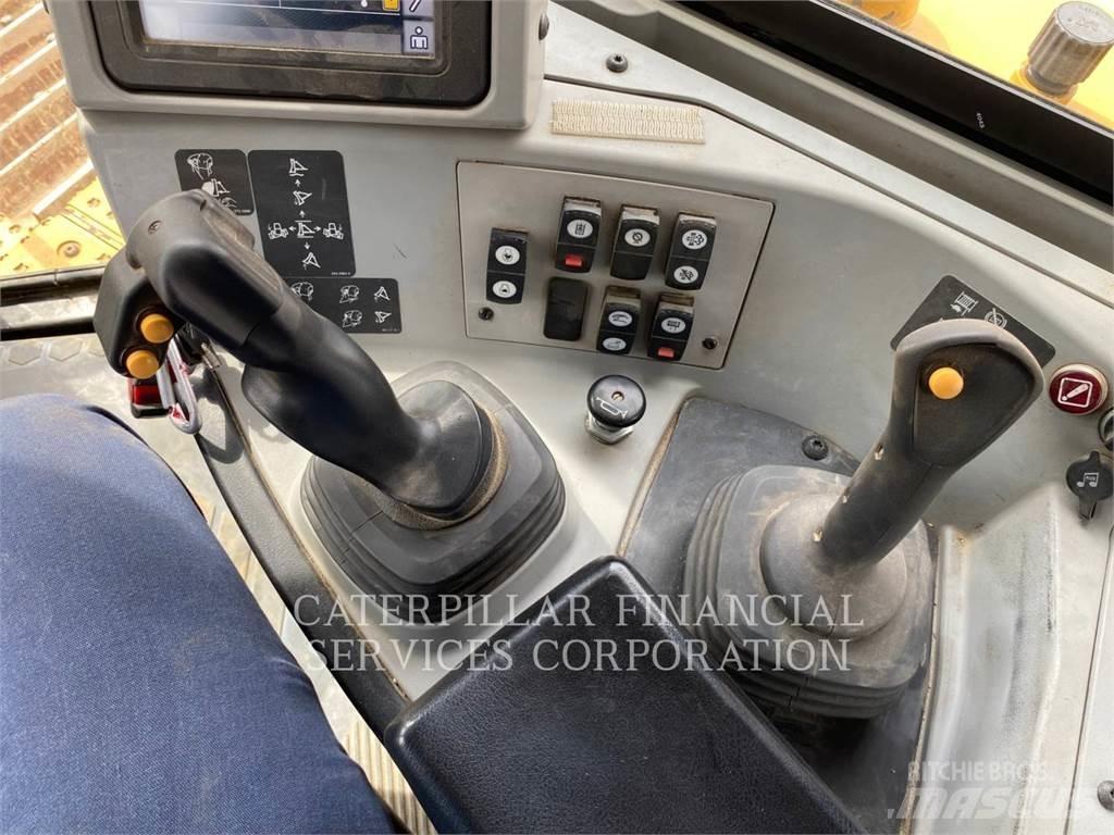 CAT D8T Rupsdozers