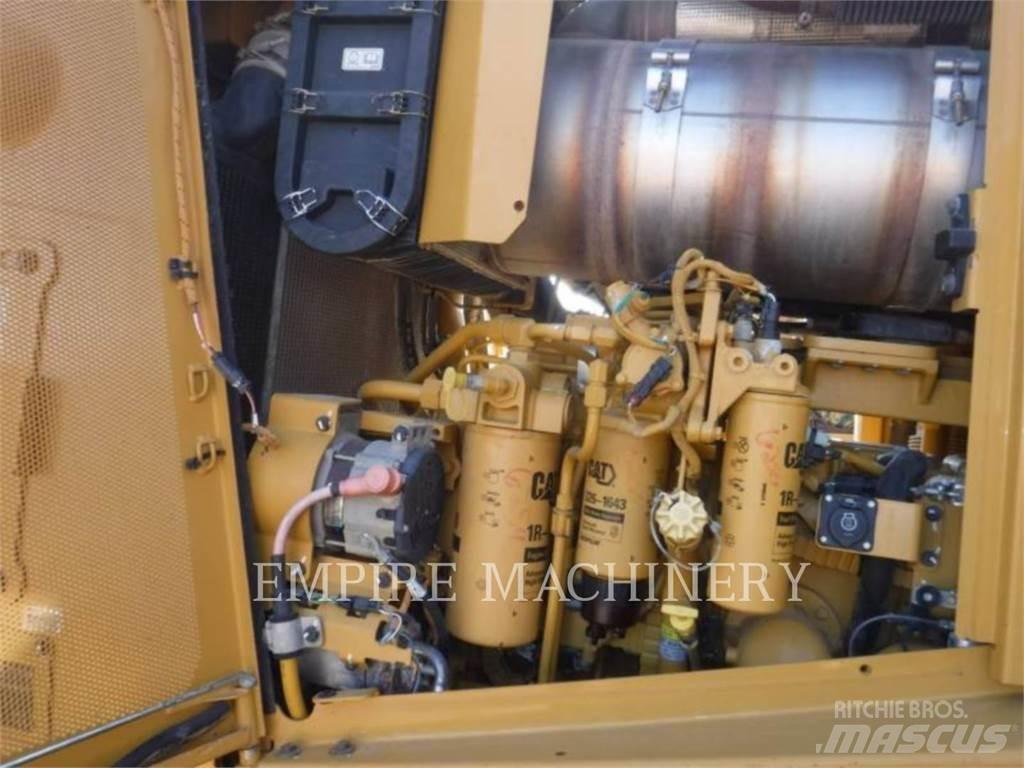 CAT D8T Rupsdozers