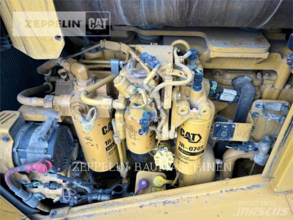CAT D8T Rupsdozers