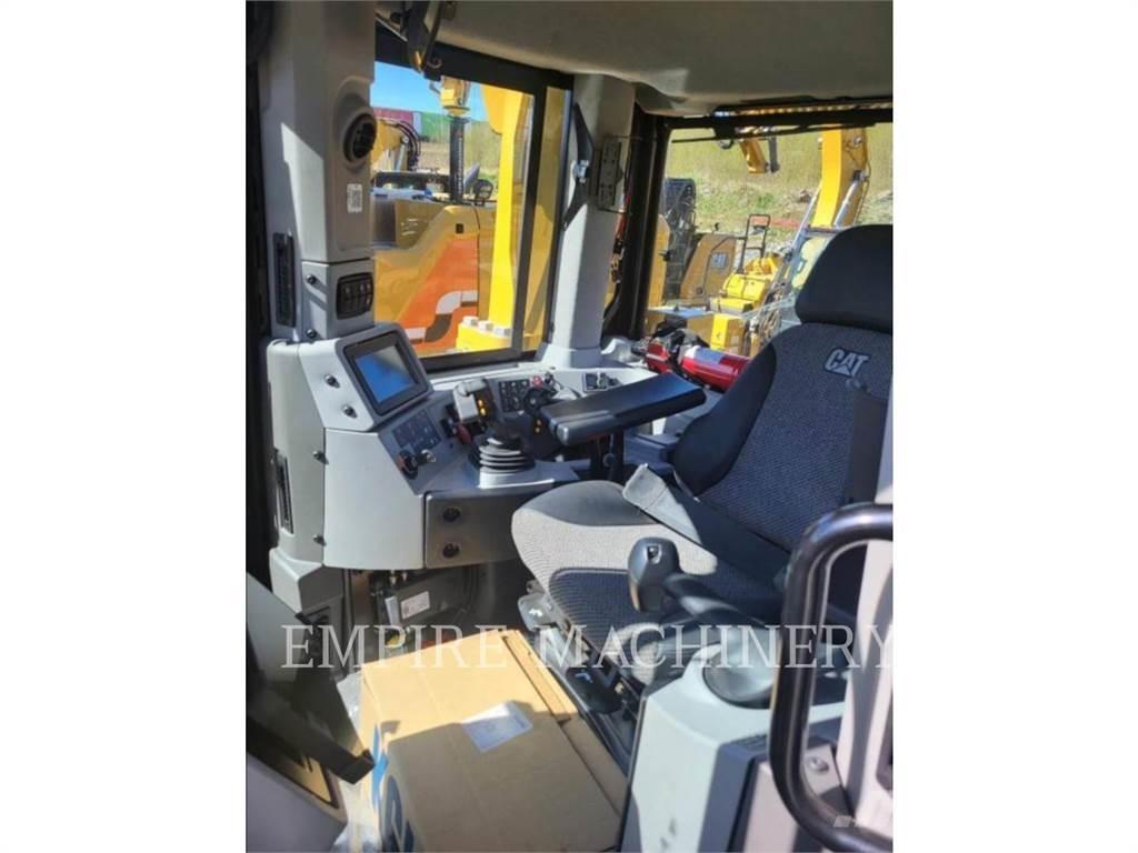 CAT D8T-21 Rupsdozers