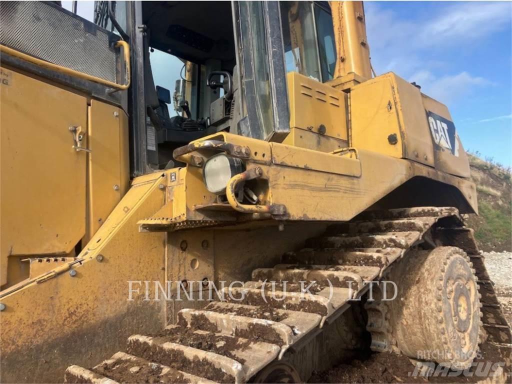 CAT D9 Rupsdozers
