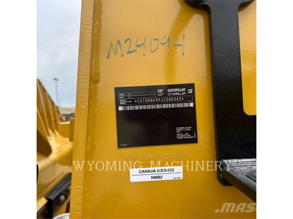 CAT D9 Rupsdozers