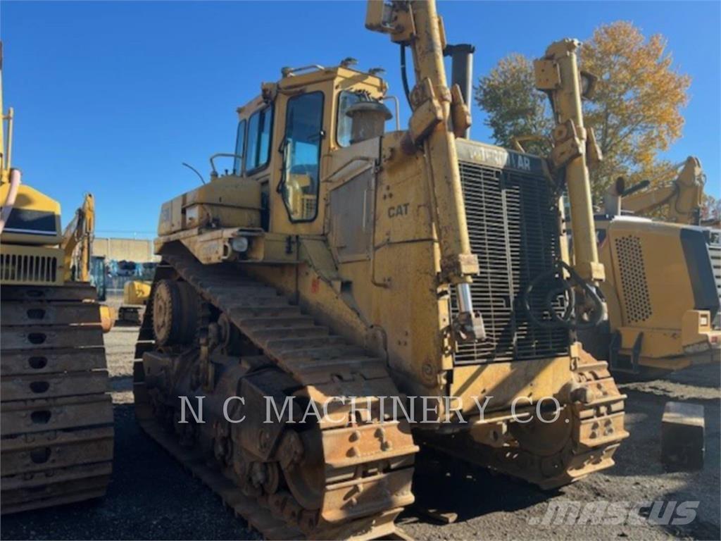 CAT D9N Rupsdozers