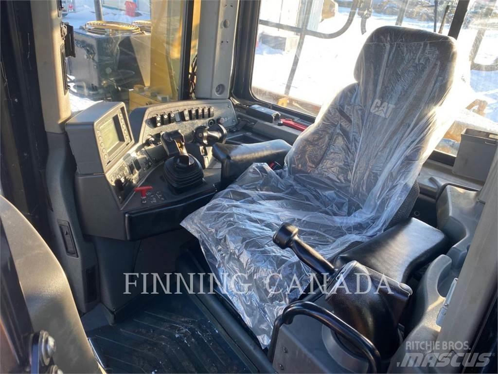 CAT D9T Rupsdozers