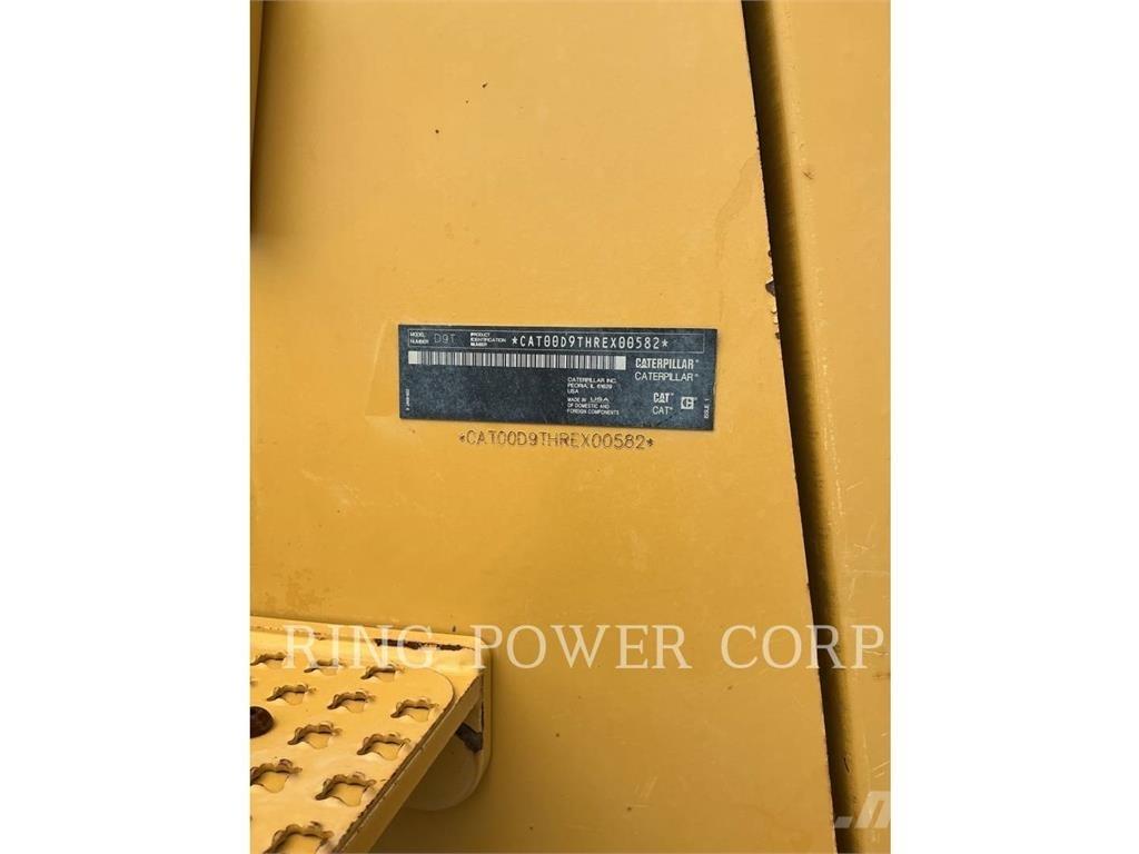 CAT D9T Rupsdozers