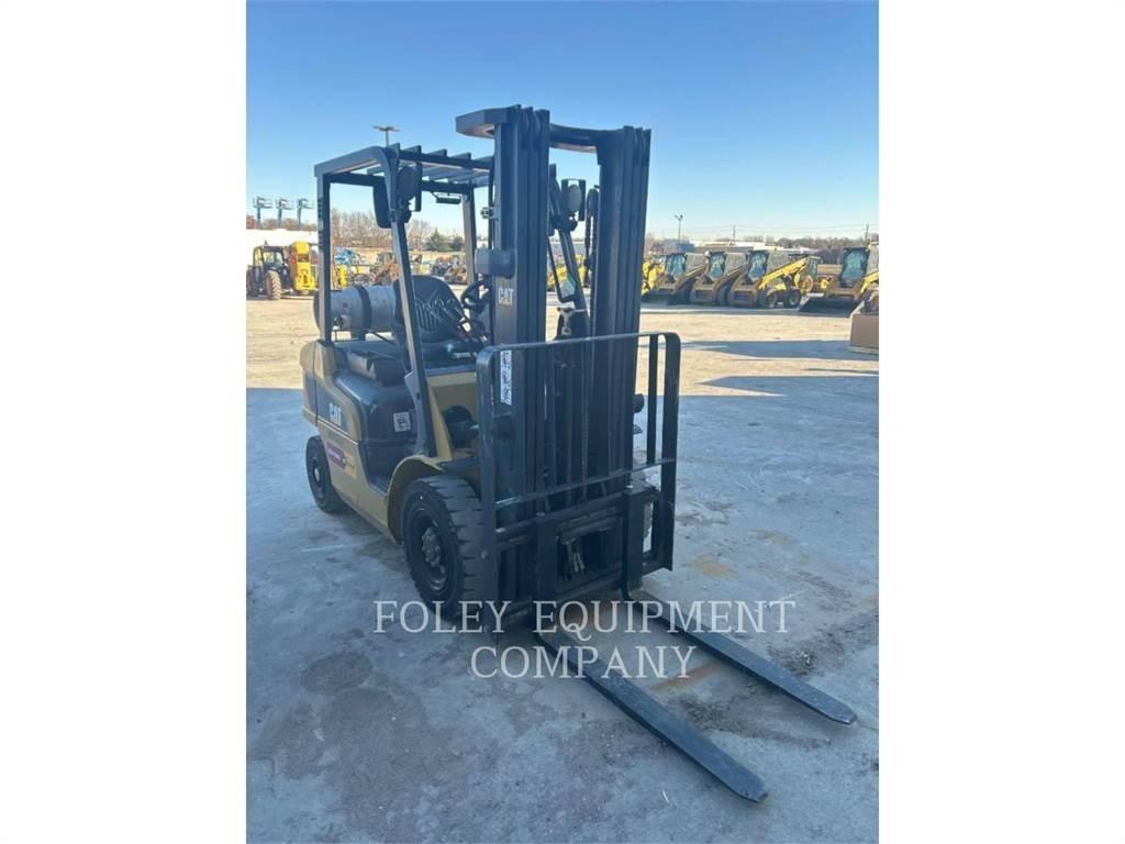 CAT GP25N Sloopgraafmachines