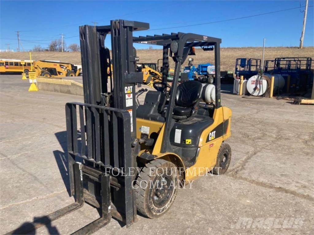 CAT GP25N Sloopgraafmachines