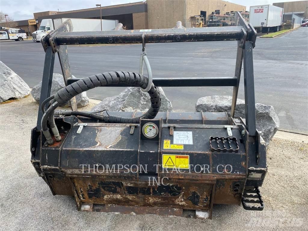 CAT HM415 Stobbenfreesmachines