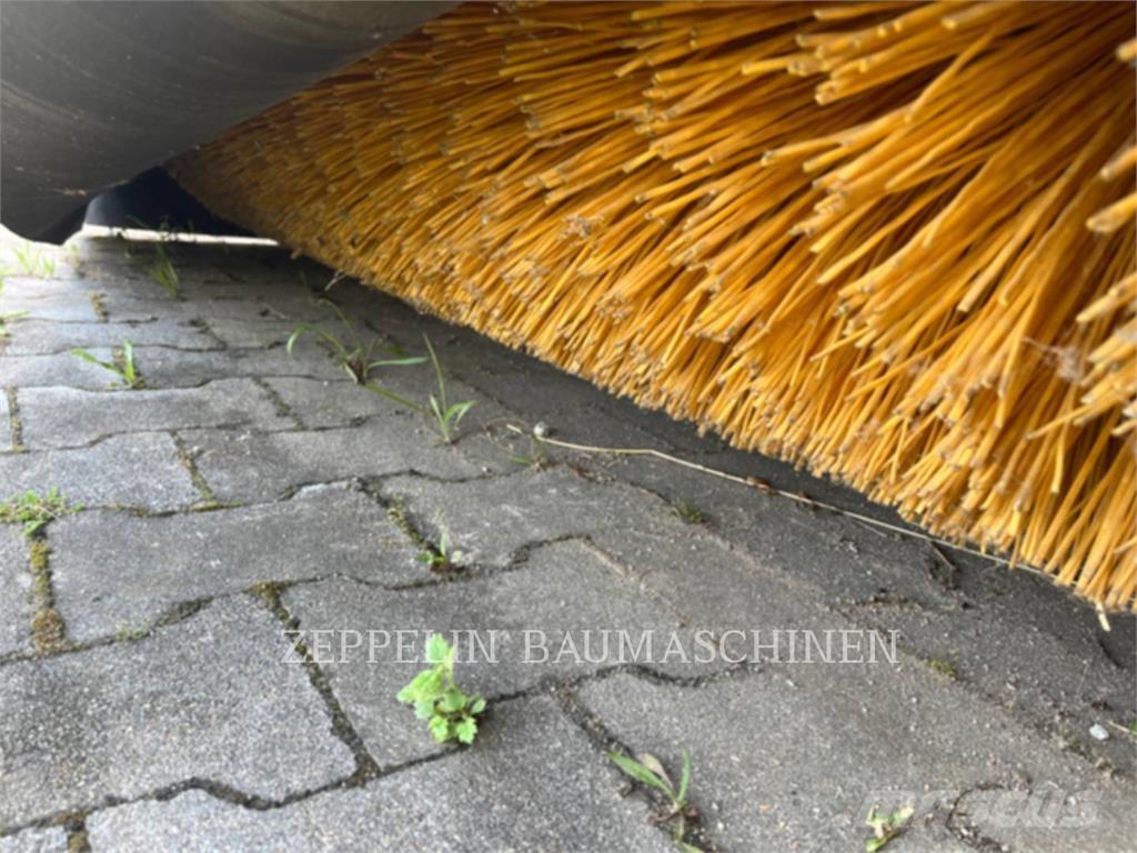 CAT KEHRMASCHINE BU118 Borstels