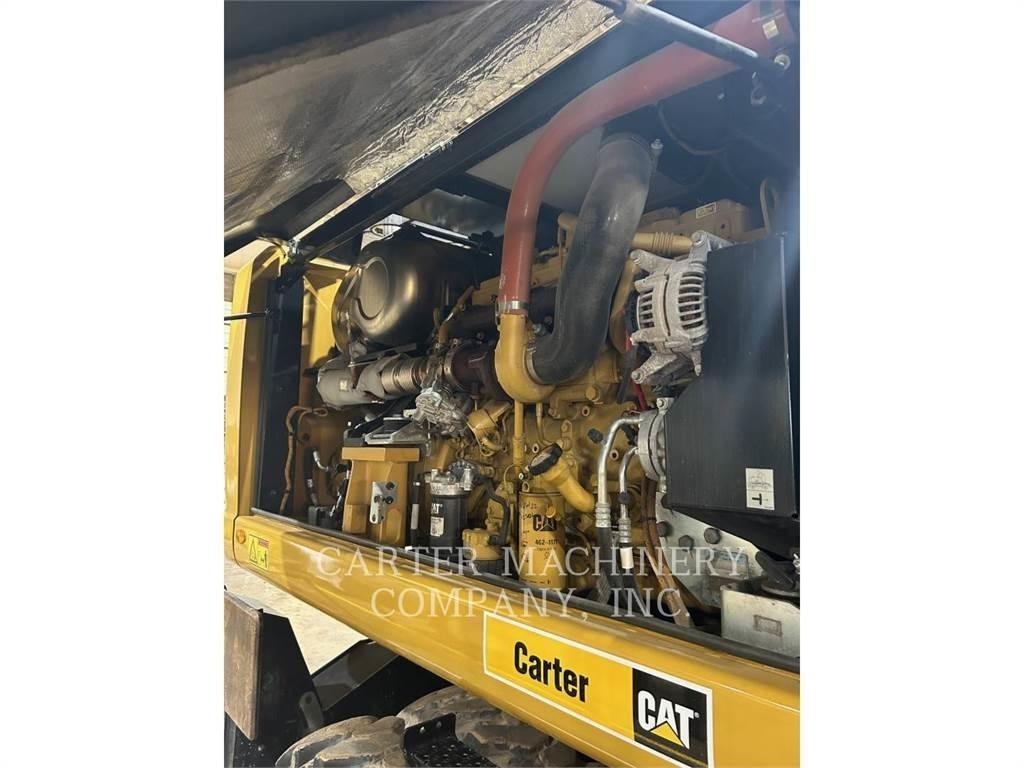 CAT M322F Wielgraafmachines