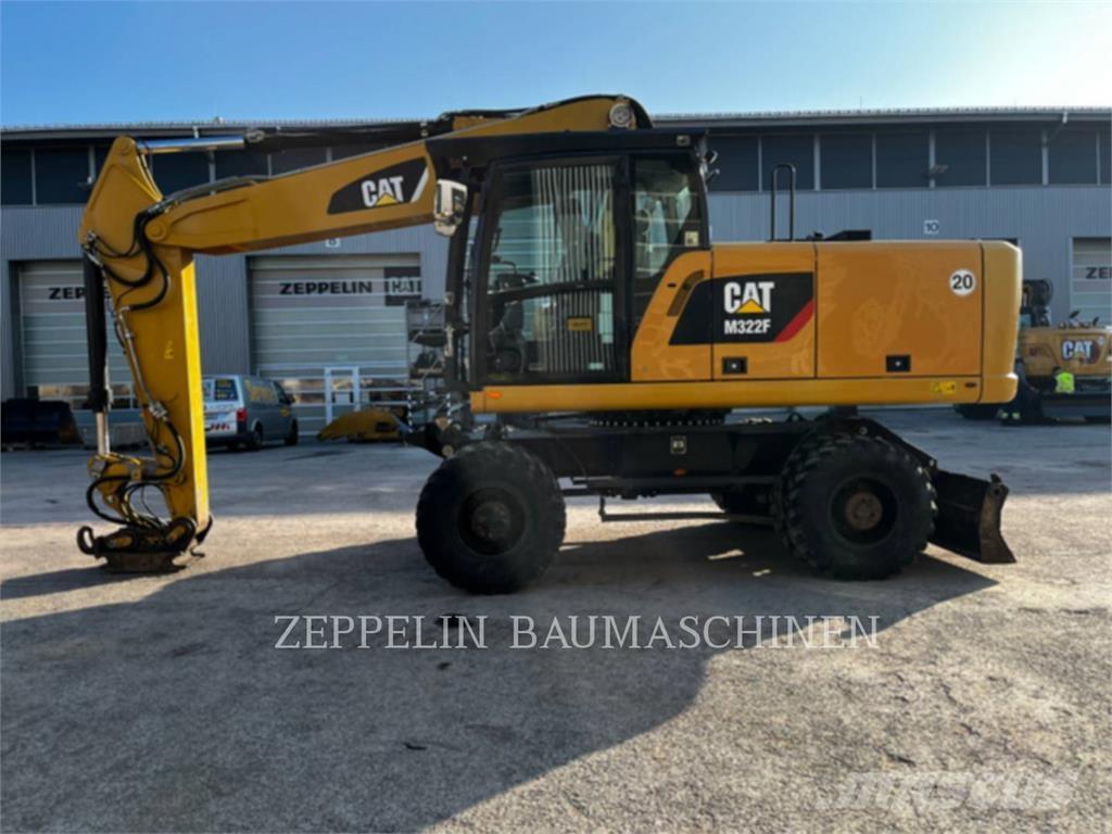 CAT M322F Wielgraafmachines