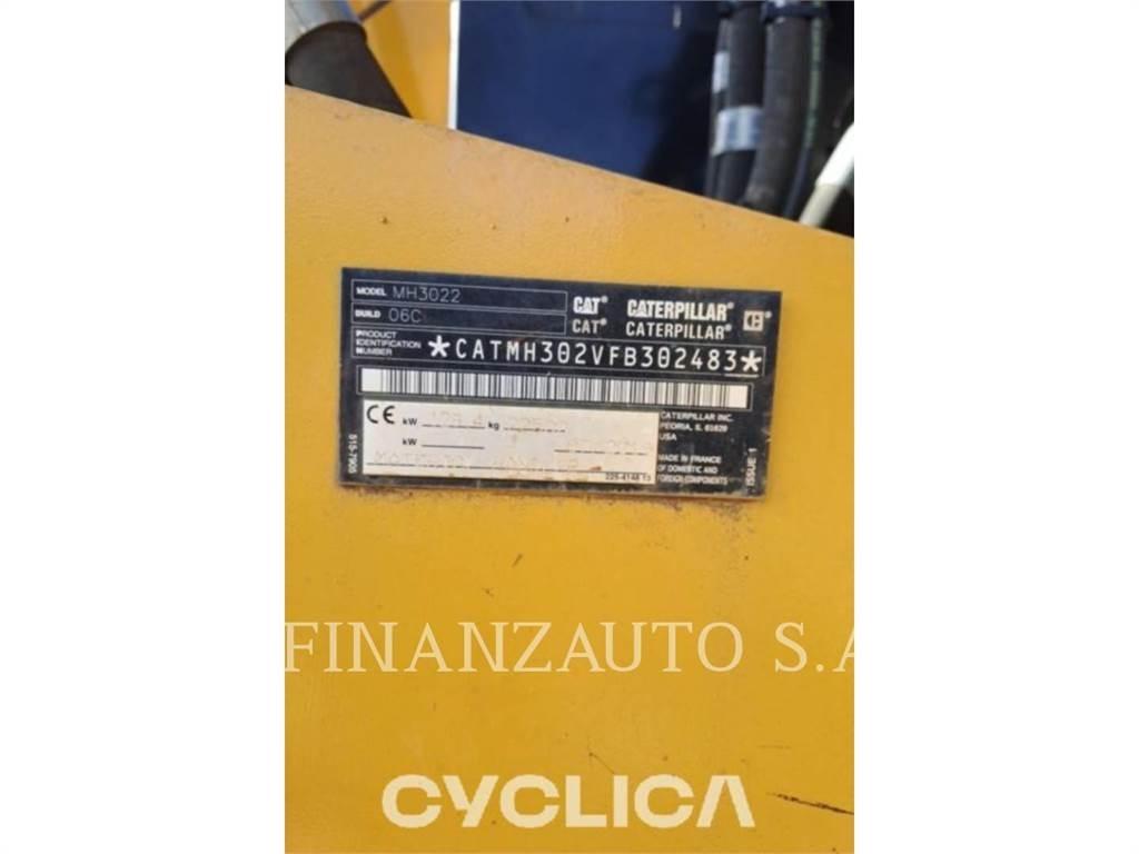 CAT MH3022 Wielgraafmachines