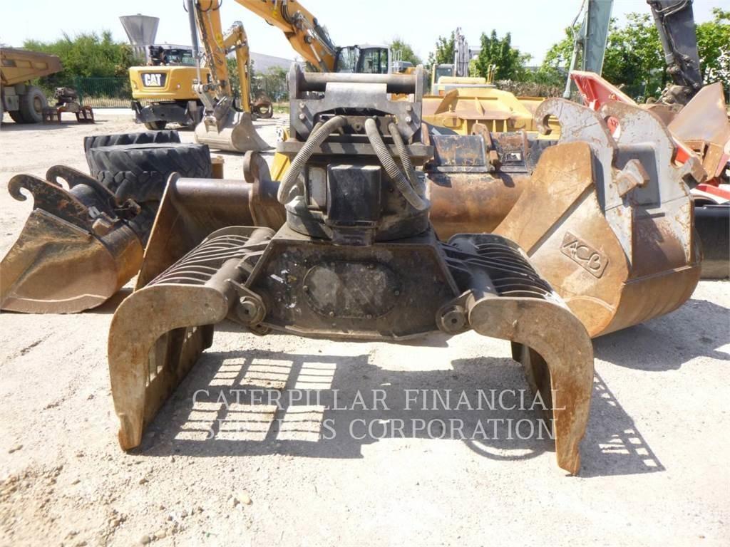CAT MH3022-06 Wielgraafmachines
