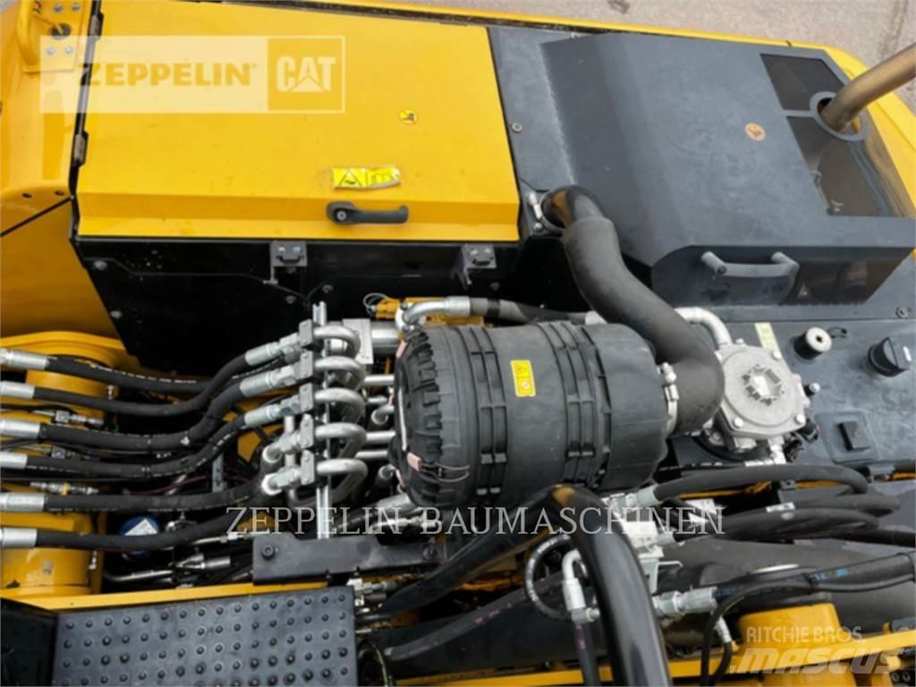 CAT MH3022-06C Sloopgraafmachines