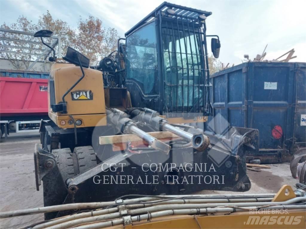 CAT MH3024 Wielgraafmachines
