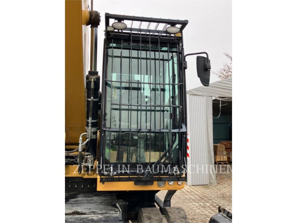 CAT MH3024-06C Sloopgraafmachines