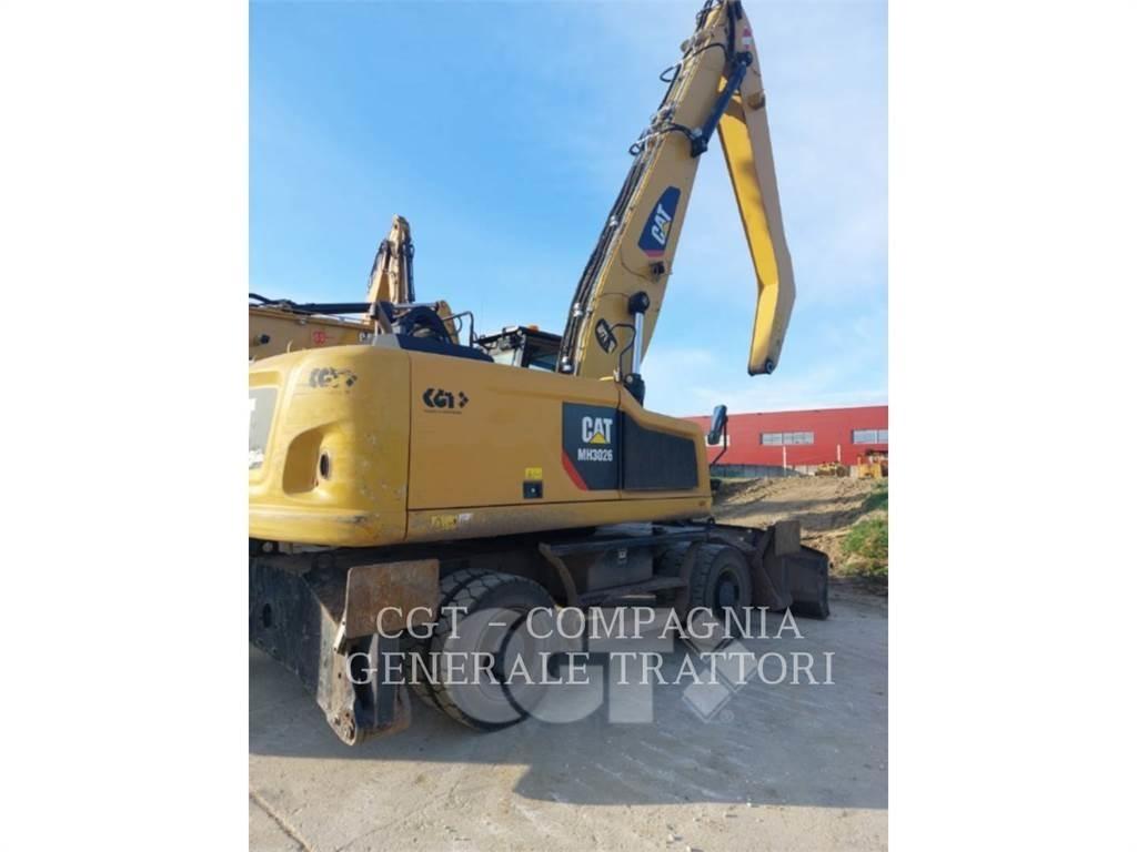 CAT MH3026 Wielgraafmachines