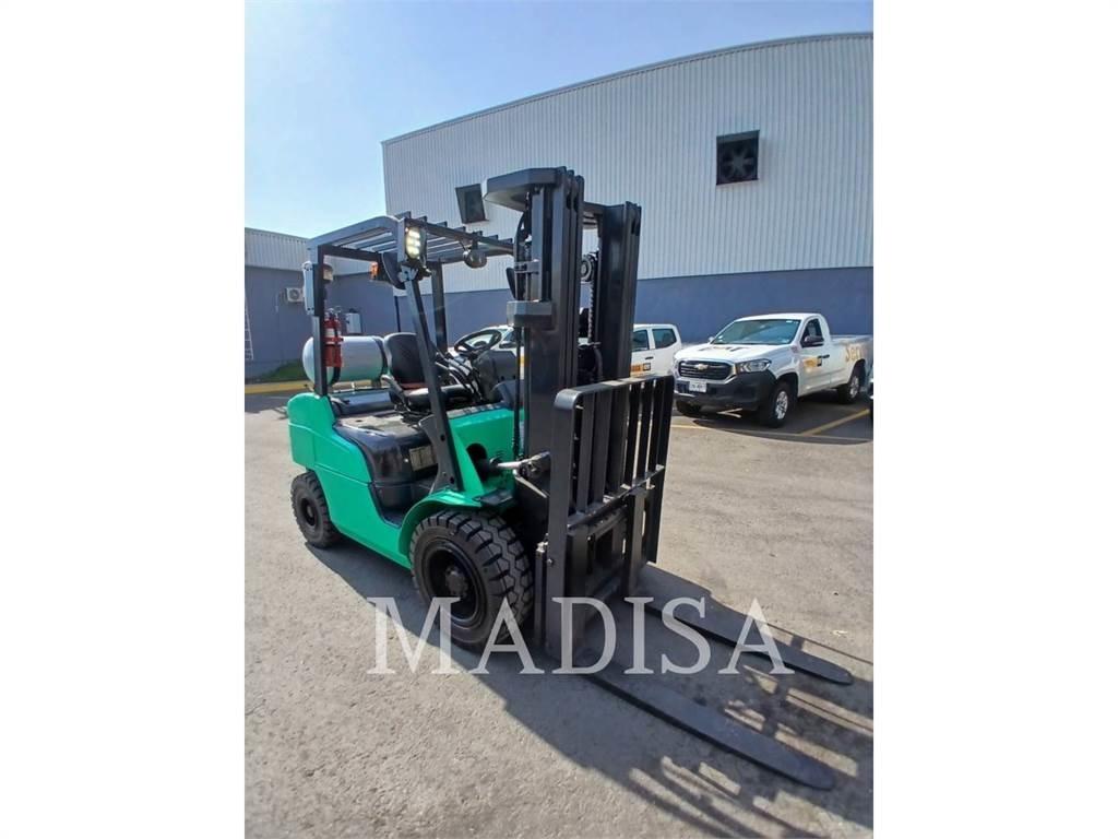 CAT MITSUBISHI FG30N-LP Heftrucks overige