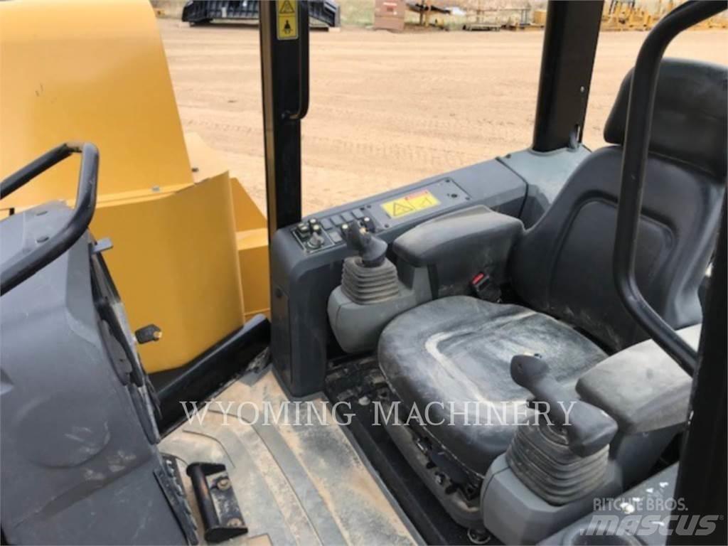 CAT PL61 Pijpenleggers