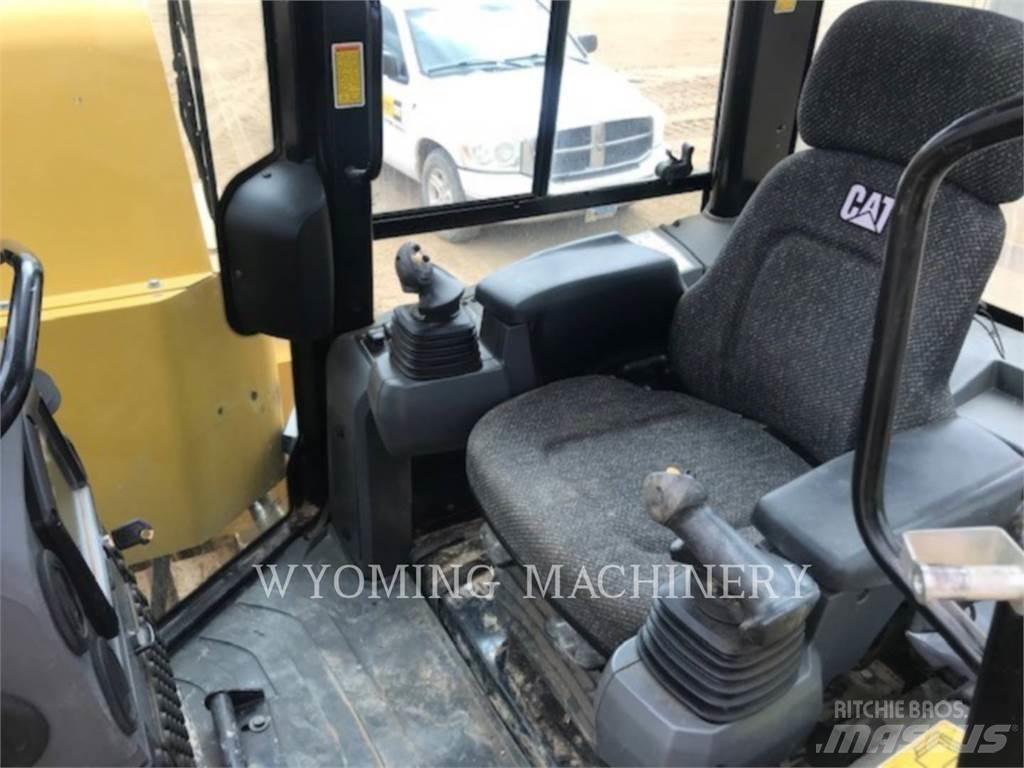 CAT PL61 Pijpenleggers