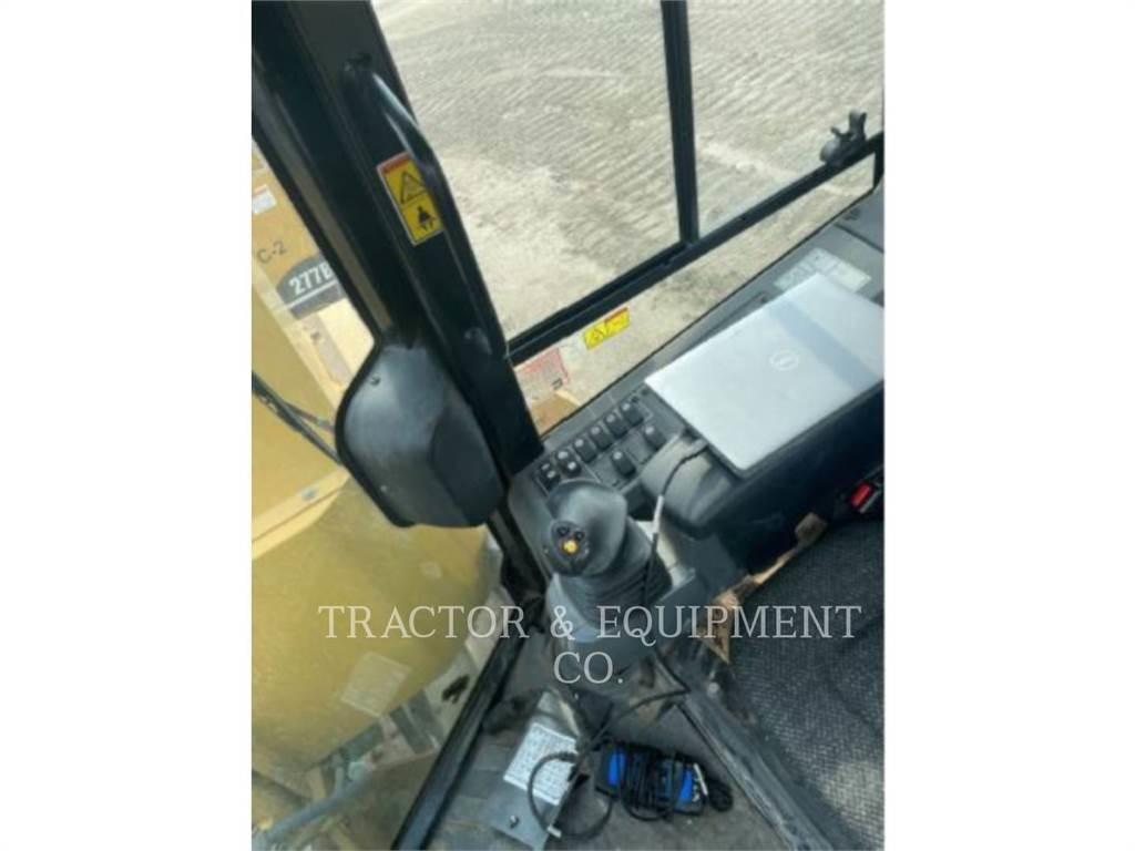 CAT PL61 Rupsdozers