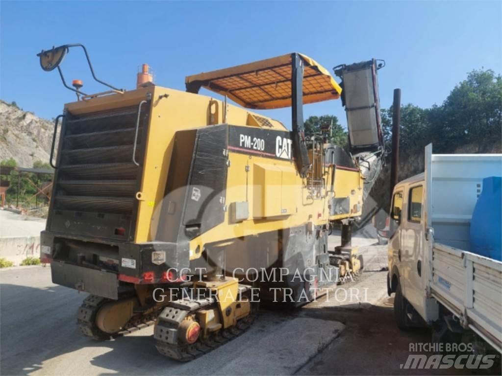 CAT PM200 Asfaltfrezen