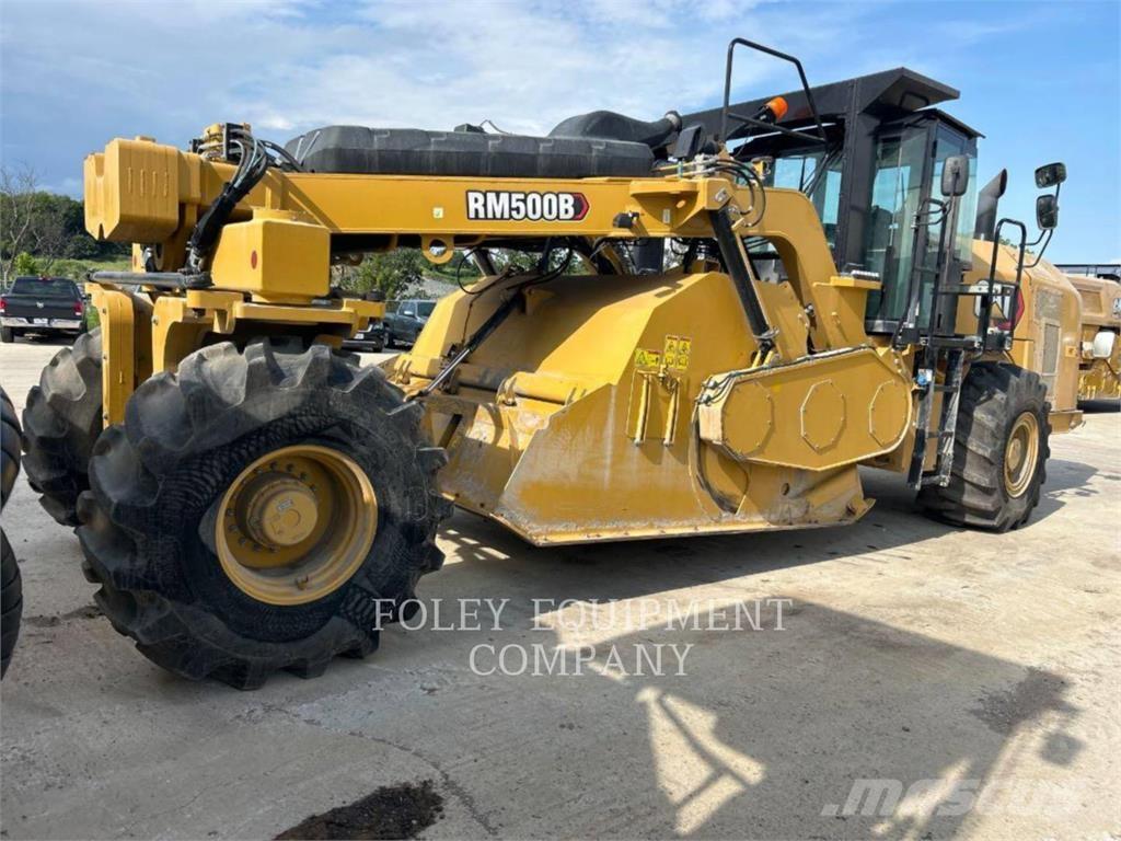 CAT RM500B Asfaltafwerkmachines