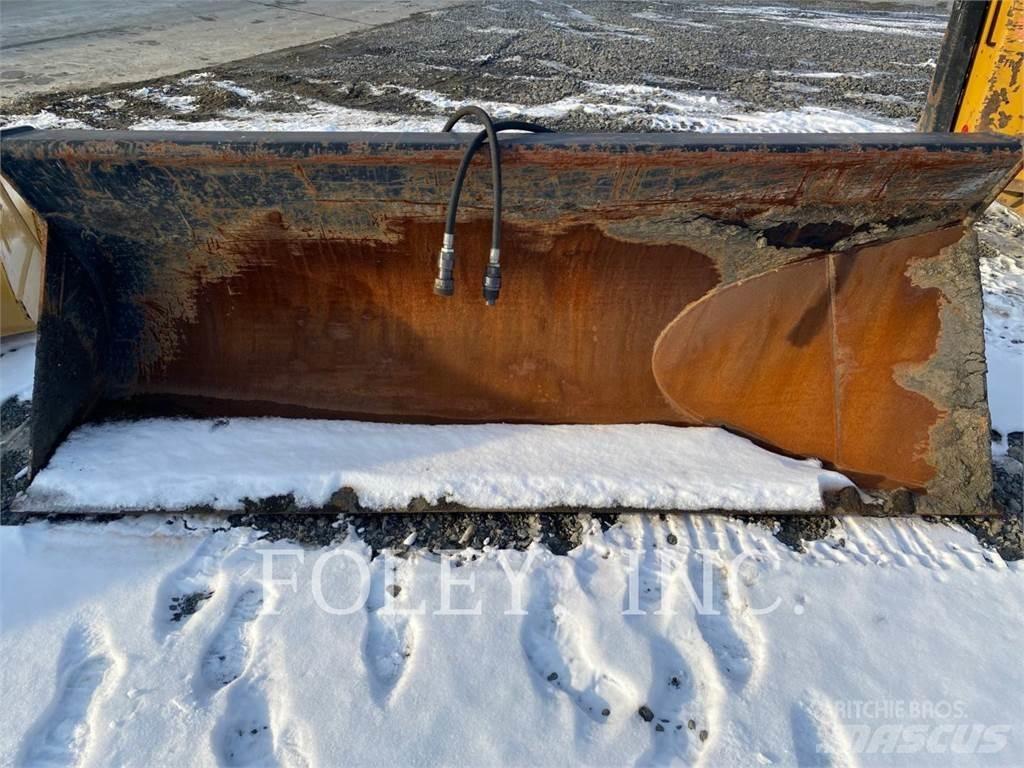 CAT SIDE DUMP BUCKET Bakken